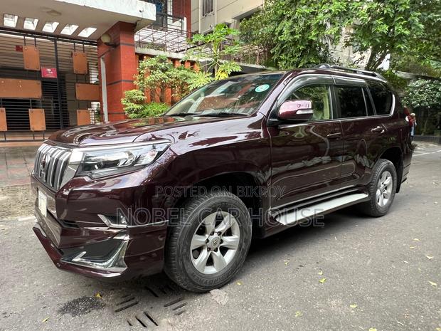 Toyota Land Cruiser Prado 2011 Maroon