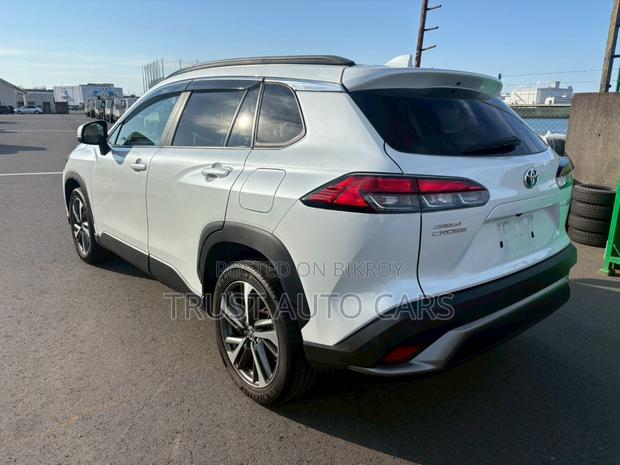 Toyota Corolla Cross 2022 Pearl