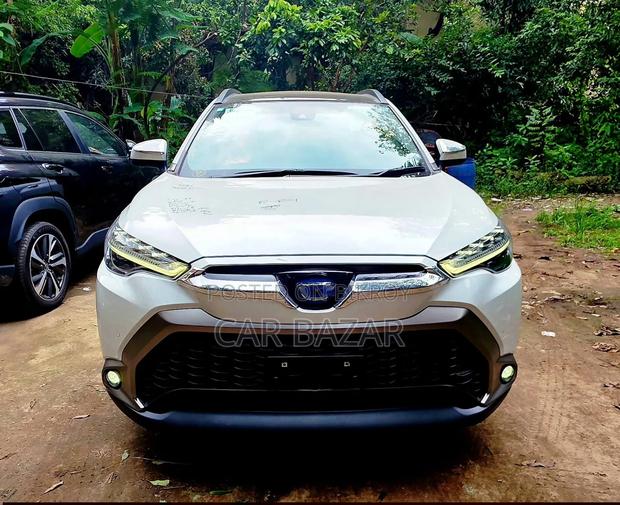 Toyota Corolla Cross LE AWD 2023 Pearl