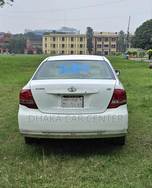 Toyota Axio 2011 White