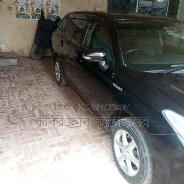 Toyota Corolla Fielder 2016 Black