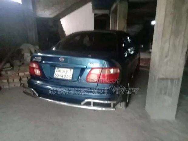 Nissan Sunny 2001 Blue