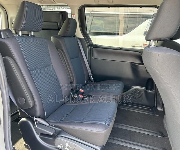 Toyota Noah 1.8 FWD Hybrid (7 Seater) 2021 Pearl