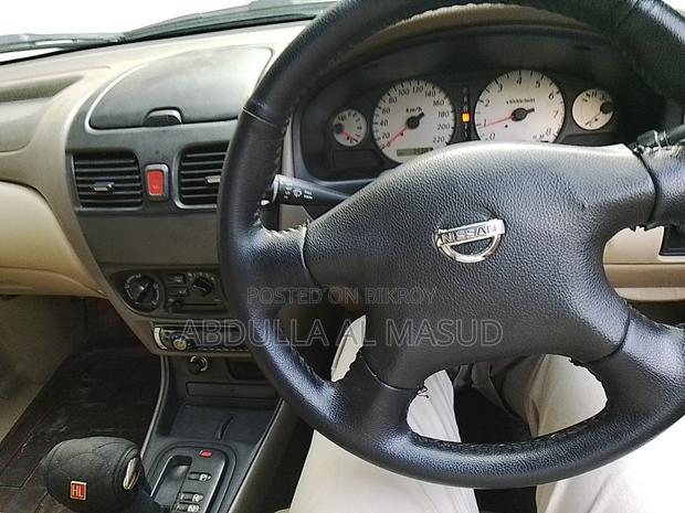 Nissan Sunny 2008 White