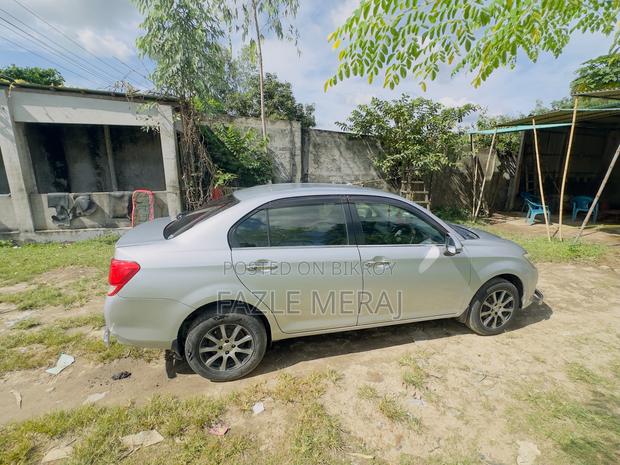 Toyota Axio 2012 Silver