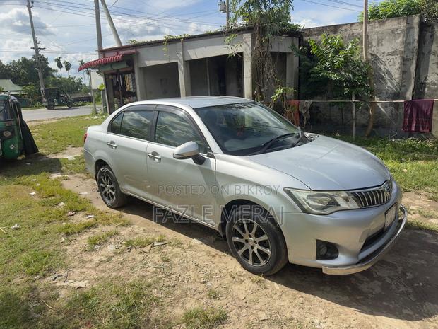 Toyota Axio 2012 Silver