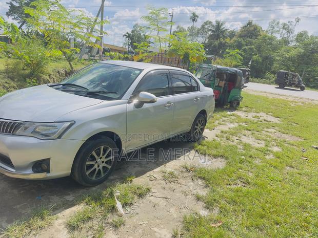 Toyota Axio 2012 Silver