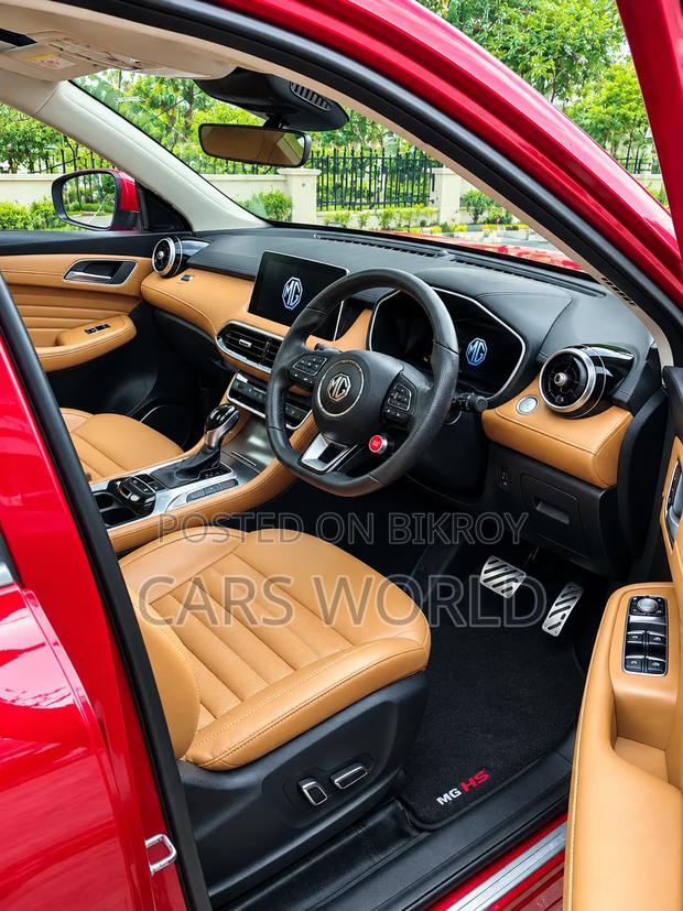 MG HS 2021 Red
