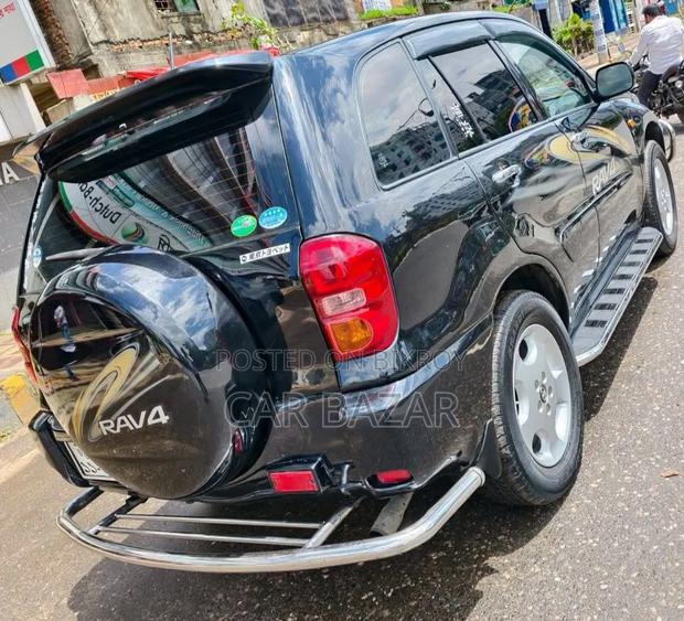 Toyota RAV4 Automatic 2002 Black