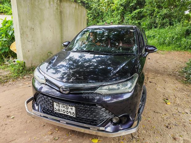 Toyota Corolla Fielder 2016 Black