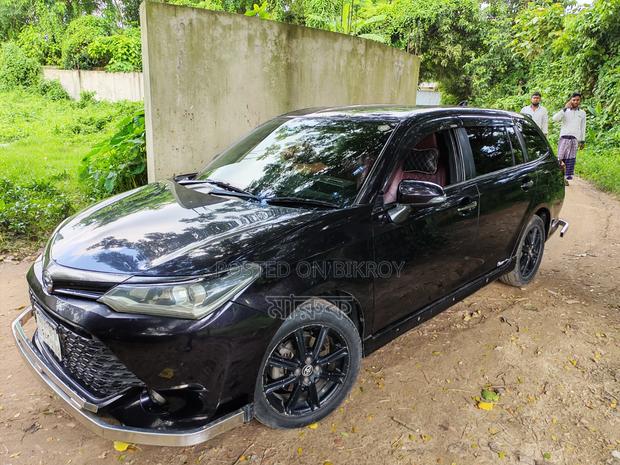 Toyota Corolla Fielder 2016 Black
