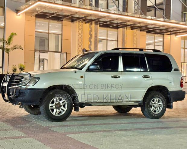 Toyota Land Cruiser HDJ 100 1998 Pearl