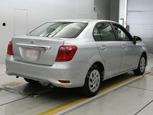 Toyota Axio 2021 Silver
