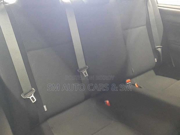 Toyota Axio 2021 Silver