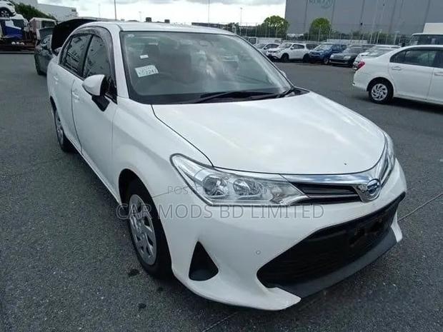 Toyota Axio 2021 White