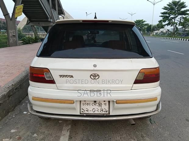 Toyota Starlet 1.3 1990 White