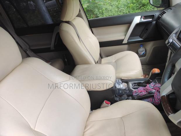 Toyota Land Cruiser Prado 2012 Pearl