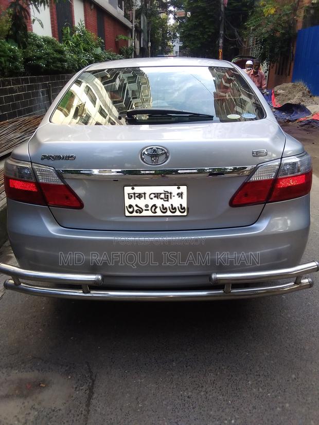 Toyota Premio 2010 Silver