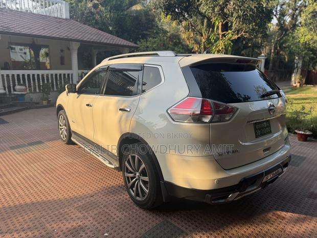 Nissan X-Trail 2015 White