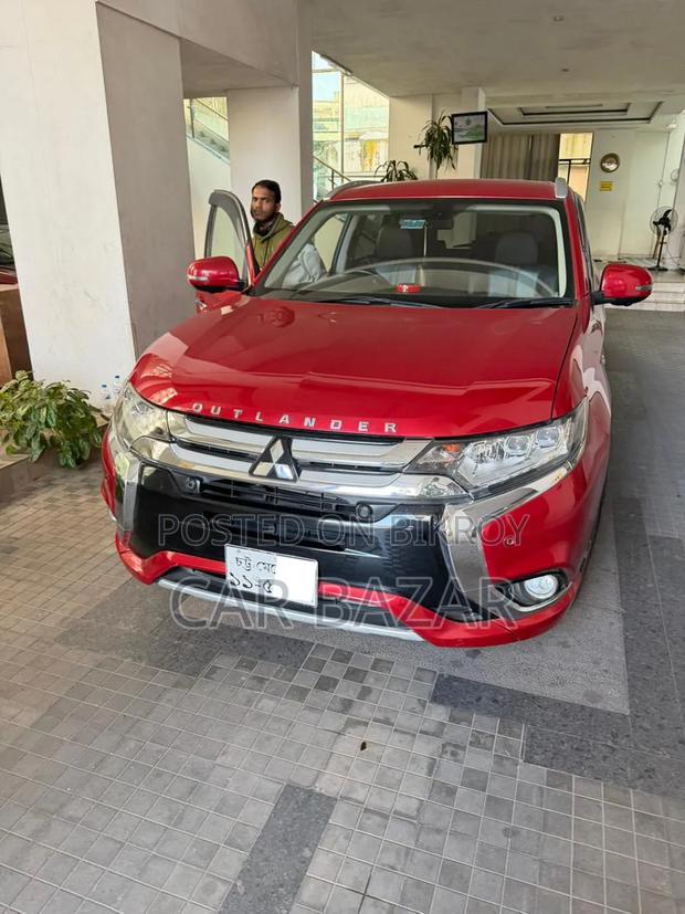 Mitsubishi Outlander 2.0 PHEV AWD 2017 Red