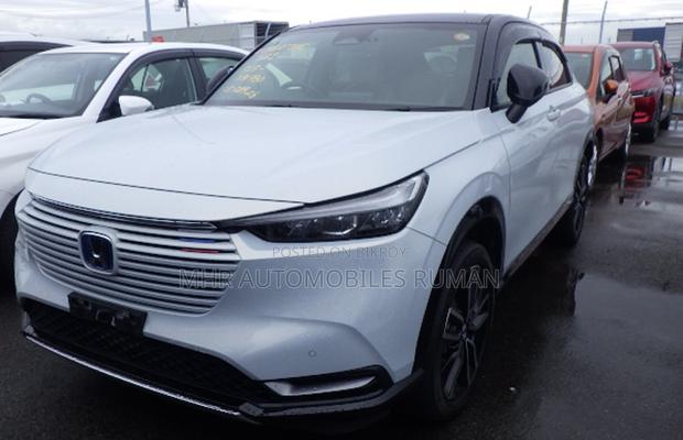 Honda Vezel 2024 Pearl
