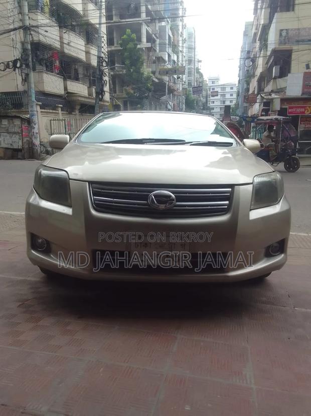 Toyota Axio 2006 Gold