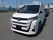 Toyota Noah 2022 Pearl for sale