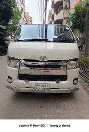 Toyota Noah 2016 White for sale