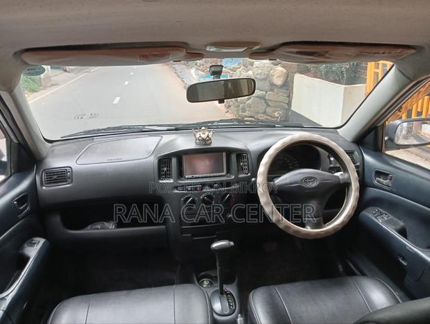 Toyota Probox 2004 Silver