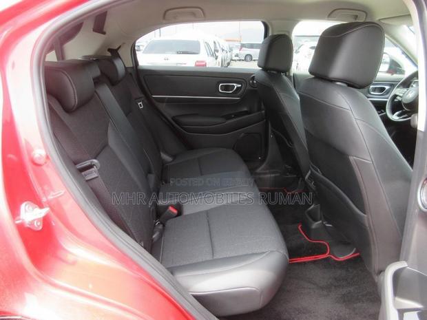 Honda Vezel 2021 Red