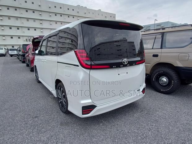 New Toyota Noah Hybrid S-Z 2WD 7-Seater 2026 Pearl