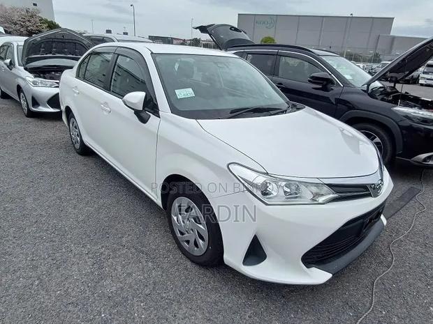 Toyota Axio 2021 White