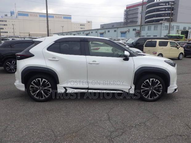 Toyota Yaris Cross 2021 Pearl