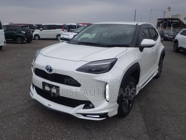 Toyota Yaris Cross 2021 Pearl