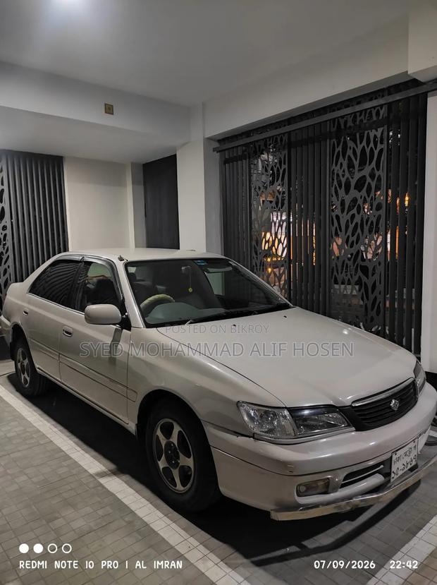 Toyota Corona Premio 2000