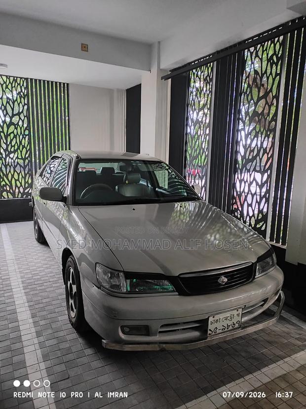 Toyota Corona Premio 2000
