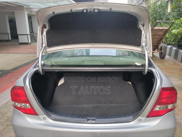 Toyota Axio 2009 Silver