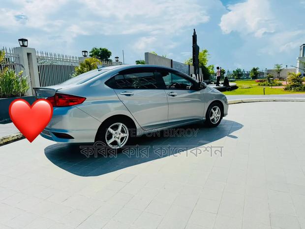 Honda Grace 2017 Silver