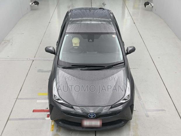 Toyota Prius 2021 Gray