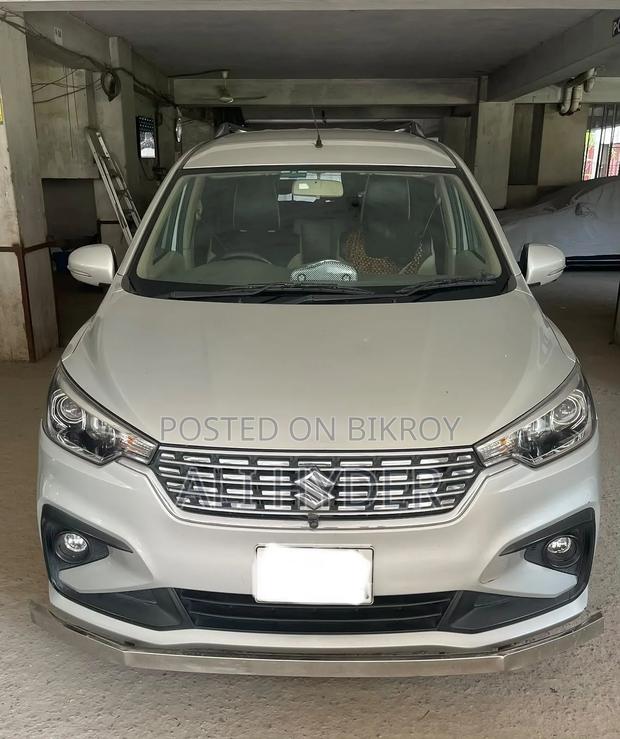 Suzuki Ertiga 2020 Silver