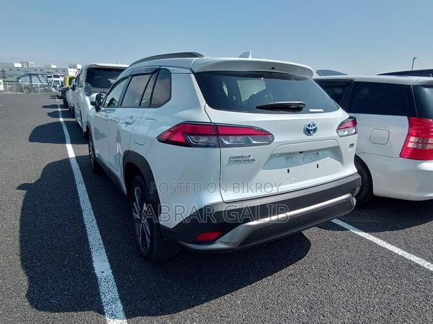 Toyota Corolla Cross 1.8 Hybrid FWD 2022 Pearl