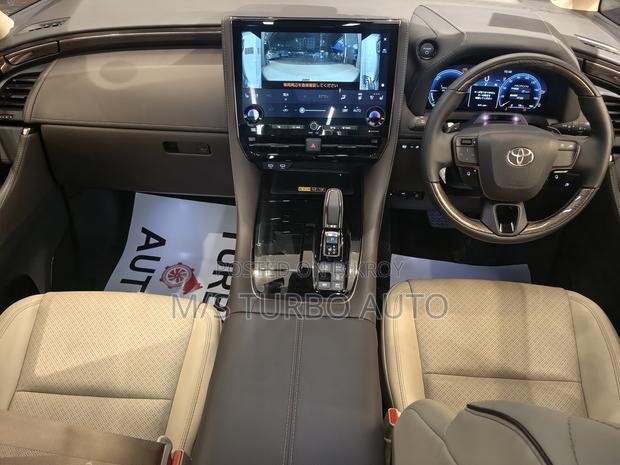 Toyota Alphard 2.5 Hybrid AWD 2023 Pearl