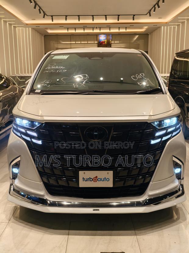 Toyota Alphard 2.5 Hybrid AWD 2023 Pearl