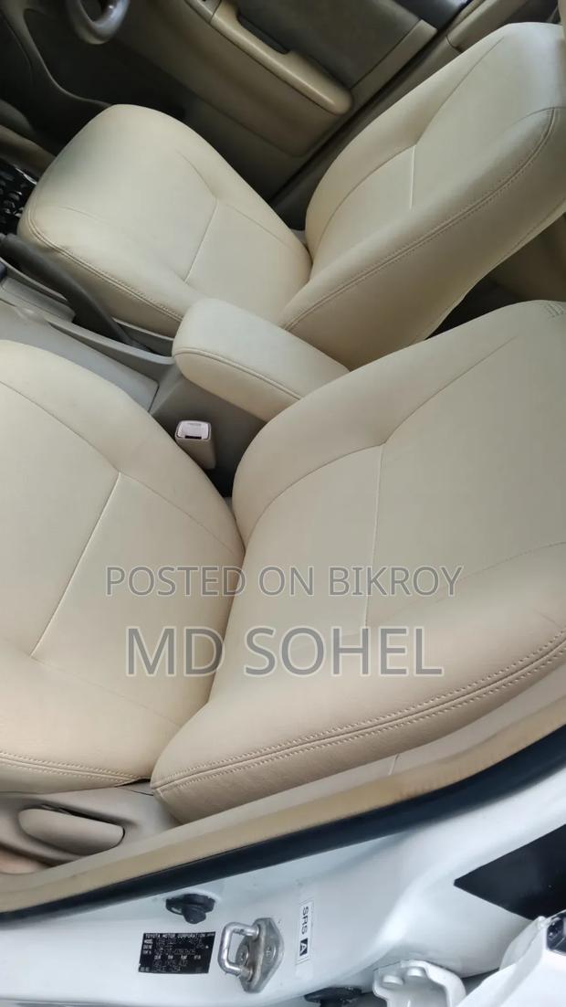 Toyota Corolla 2006 White