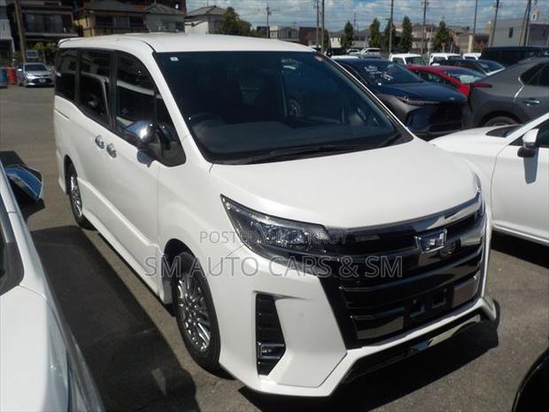 Toyota Noah 2021 Pearl