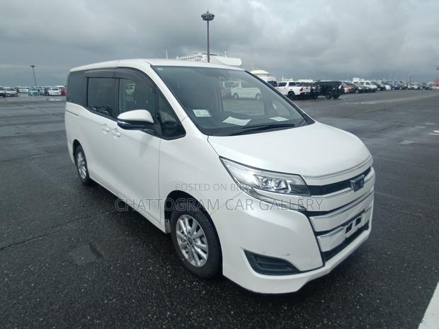 Toyota Noah 2021 Pearl