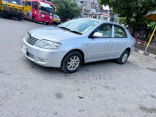 Toyota Corolla 2005 Silver