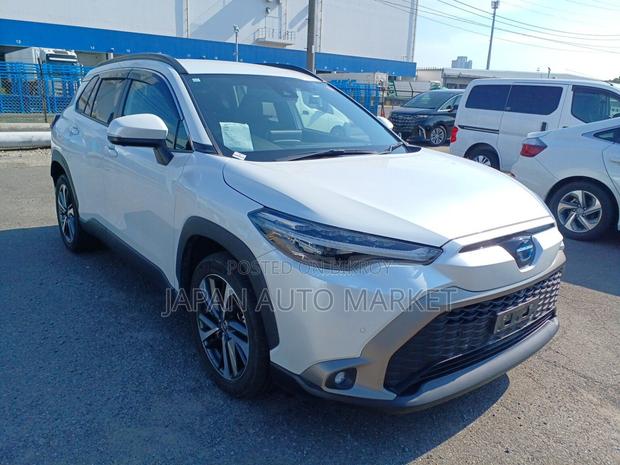 Toyota Corolla Cross 2021 Pearl
