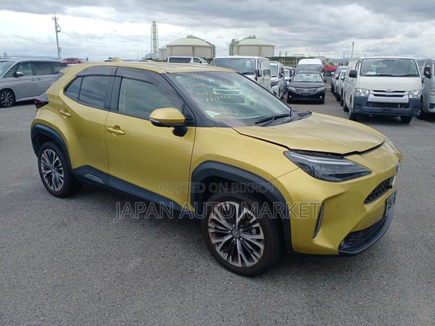 Toyota Yaris Cross 2021 Gold
