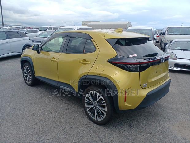 Toyota Yaris Cross 2021 Gold